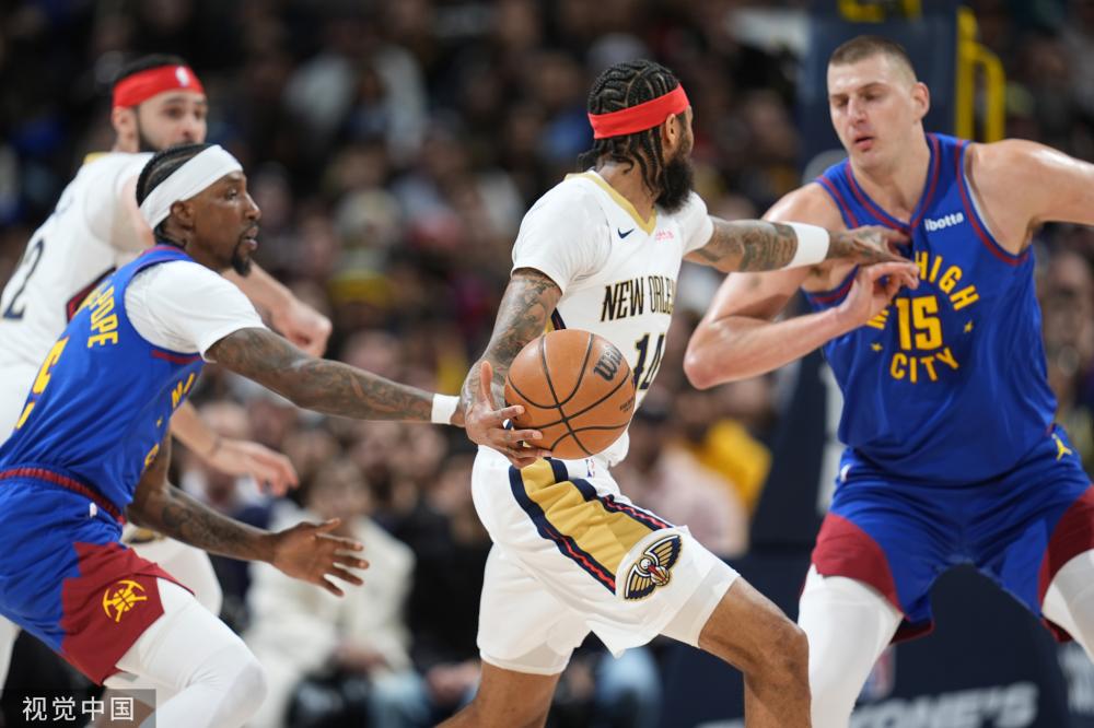 每当队员发 每当队员发